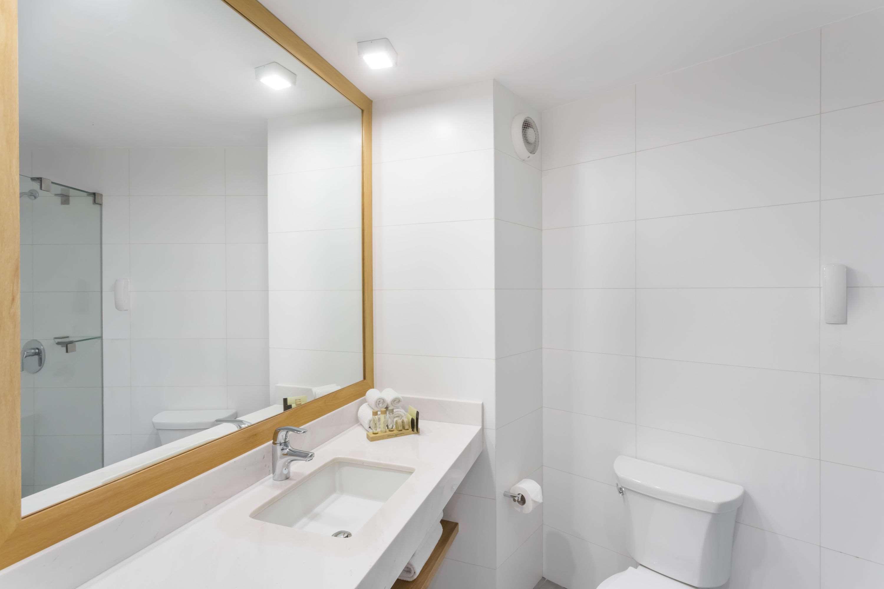 Ramada Encore By Wyndham Lima San Isidro Εξωτερικό φωτογραφία